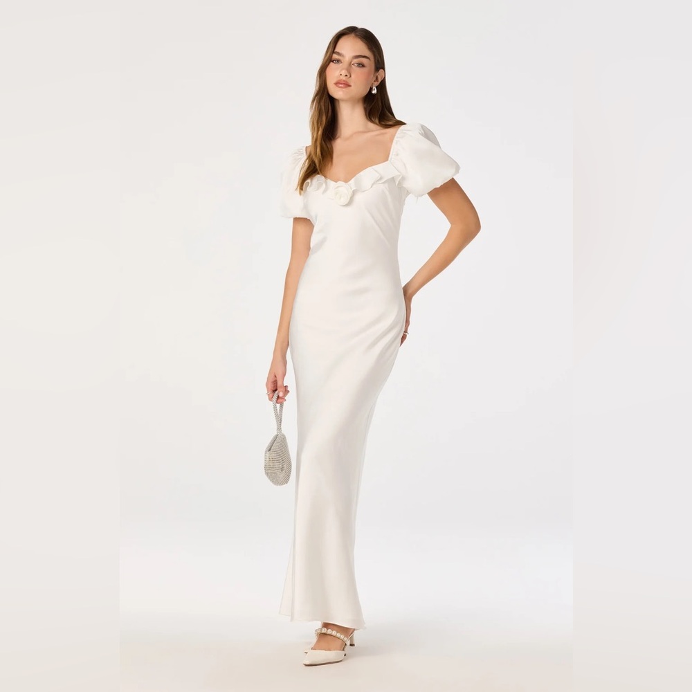 ASTR The Label Bethrose 3D Rose Satin Maxi Dress White XS NWT